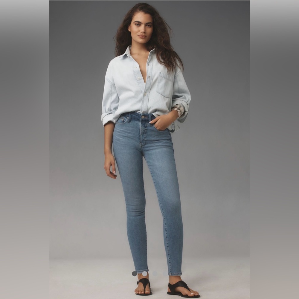 Good American Good Waist
Skinny Jeans